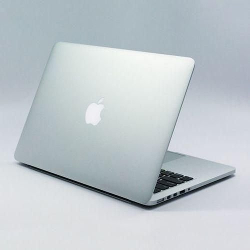 Apple MacBook Pro 13" Core I5 2.4GHz 8GB RAM